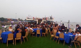annual staff party 03